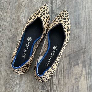 Rothy's The Point Ballet Flats Womens Sz 9 Leopard Cheetah Pointed Toe Blue Trim